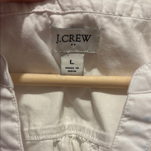 J. Crew Women’s Top Classic White V-Neck - Picture 2 of 6